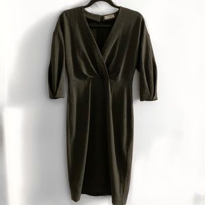 Aritzia - Babaton Dress